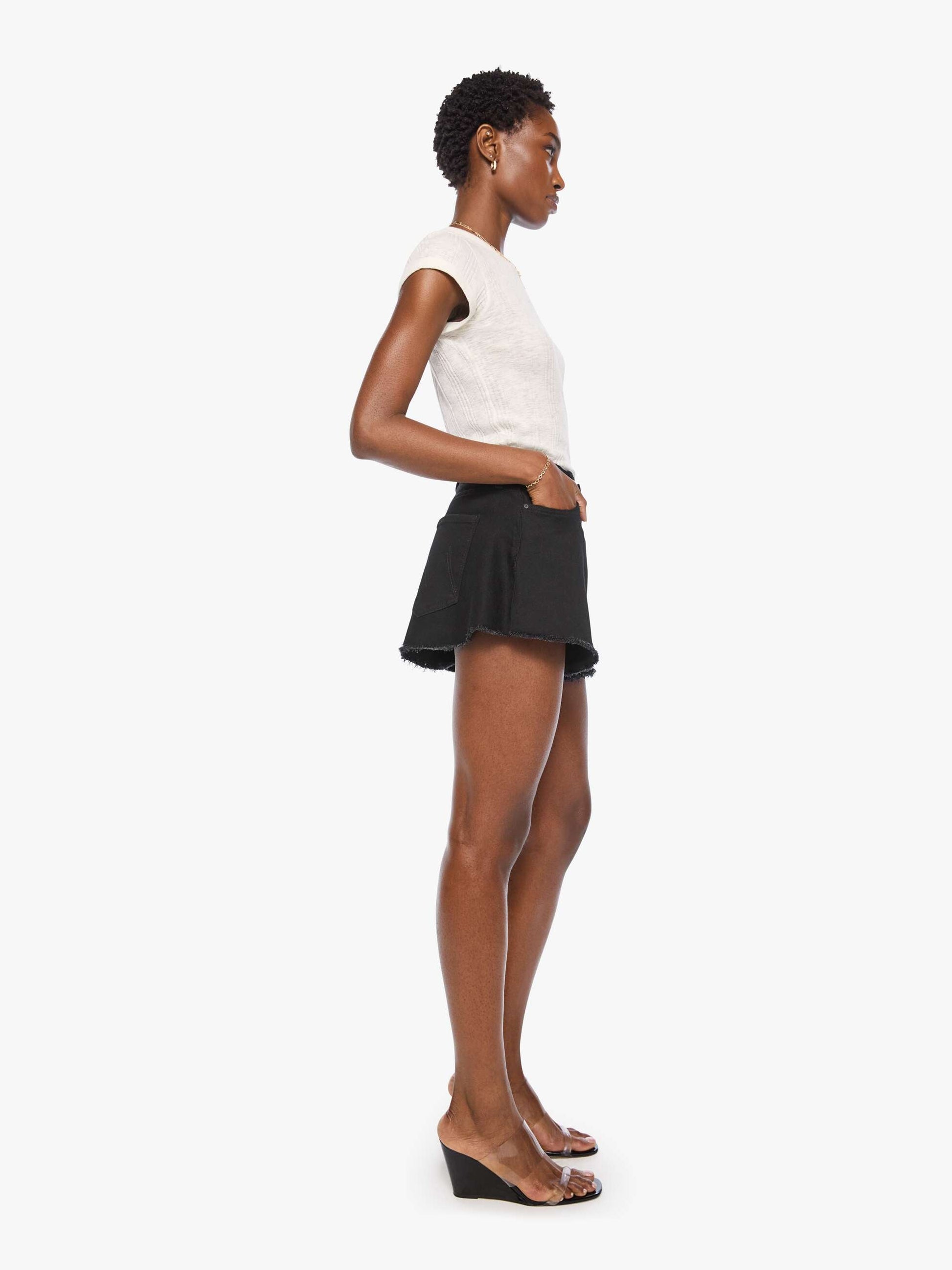 Mother Denim The Flutter Short Fray Black