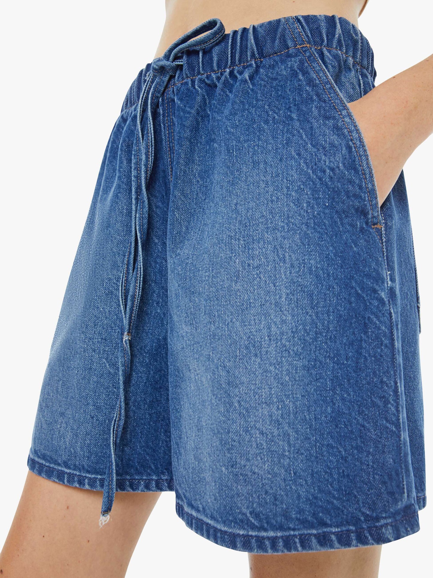 Mother Denim SNACKS! The Buffet Bermuda Flambabe