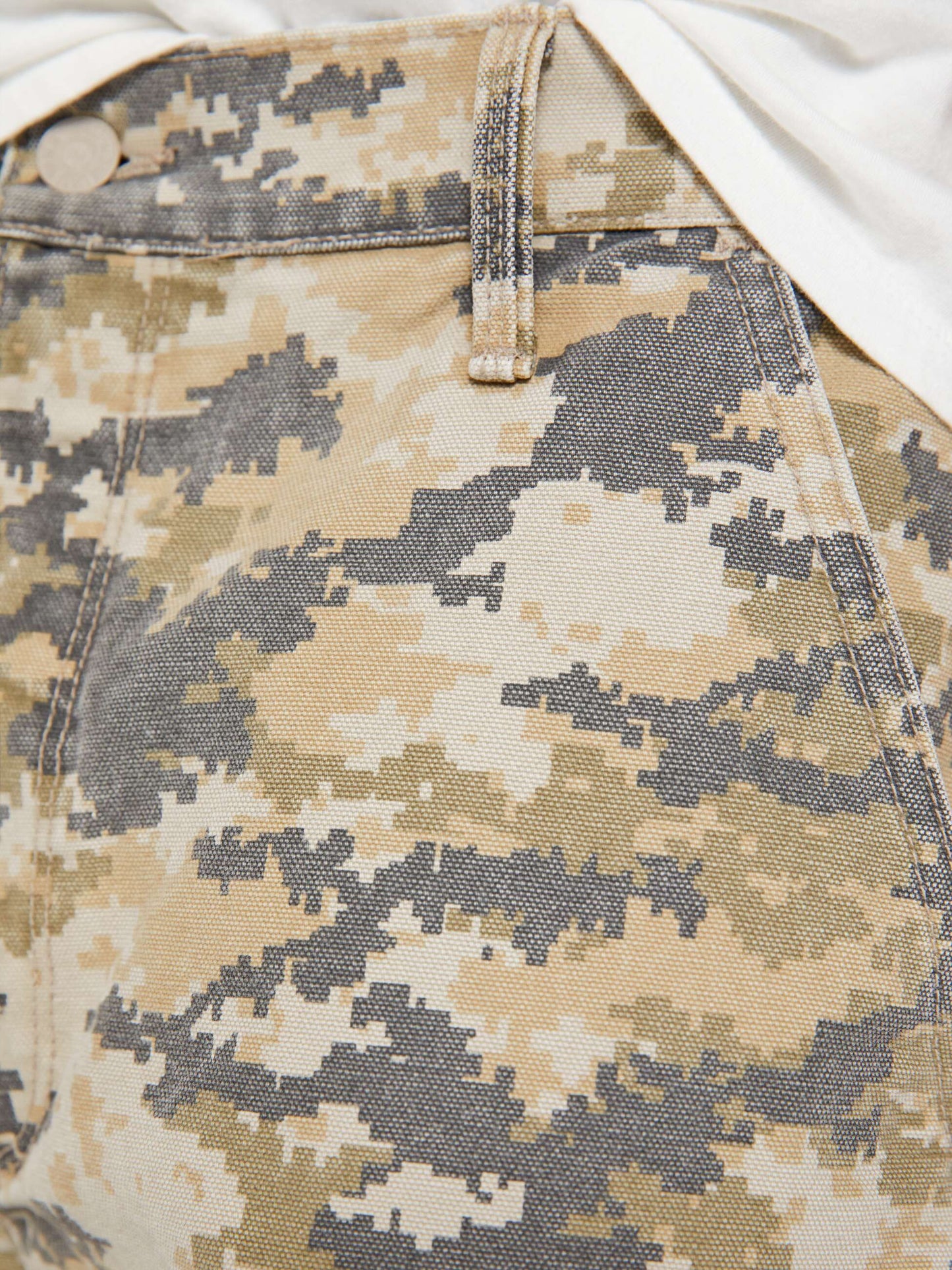 Mother Denim The Bees Knees Short Fray What The Duck Camo